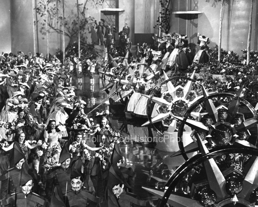 The Wizard of Oz 1939 15 Munchkinland Lollipop Guild.jpg